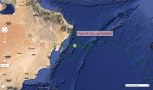 Zyklon „ASHOBAA“ an der Südostküste des Omans