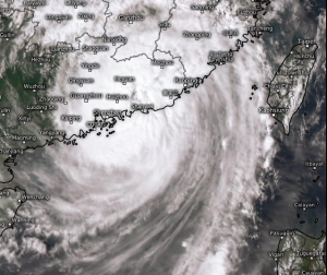Taifun „Haima“ hat China erreicht