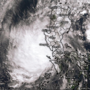 Taifun NOCK-TEN hat Philippinen überquert