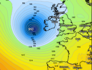 Neuer Sturm in Irland erwartet