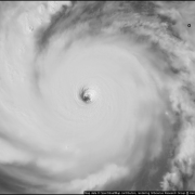 Taifun JEBI trifft Dienstag auf Japan